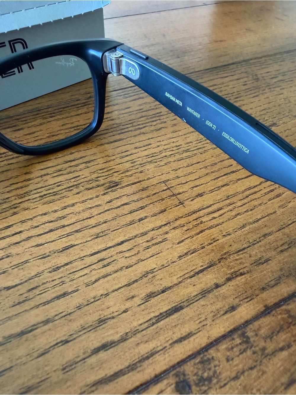 Sunglasses - Picture 7 of 9